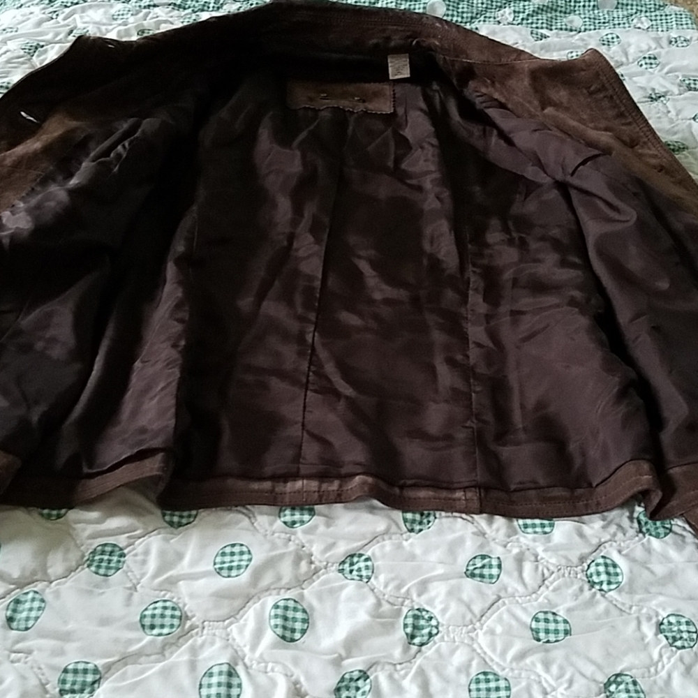 Leather jacket - Picture 6 of 8